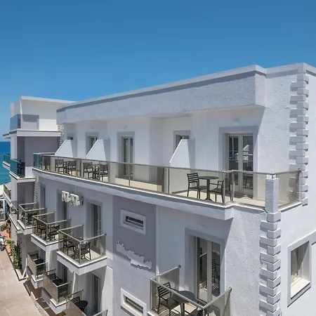 San Marine Hotel, Heart Of Chersonissos, Steps From The Sea فندق