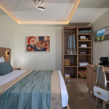 San Marine Hotel, Heart Of Chersonissos, Steps From The Sea فندق